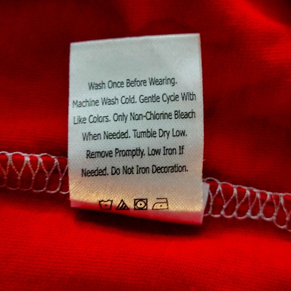 NWOT - Womens Holiday Christmas Santa Don't Stop Believin' 3/4 sleeve t-shirt - Picture 7 of 7